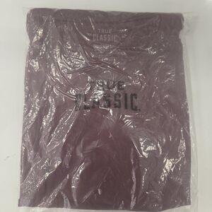 Men’s NEW True Classic Tee in XL CREW NECK